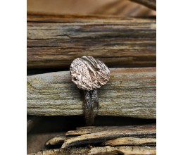 Rankų darbo bronzinis žiedas - Žemė ant medžio detalės 2
