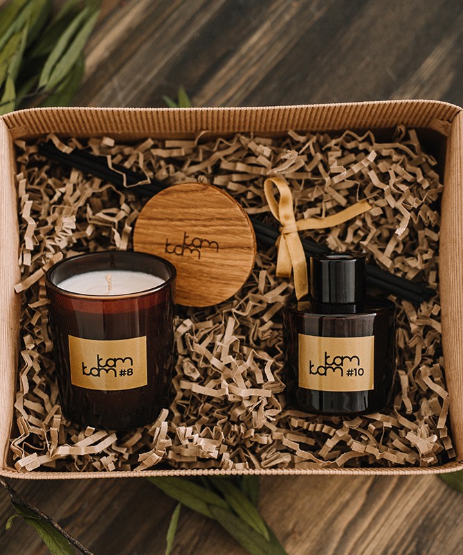 Kvapų rinkinys - aromatinė sojų vaško žvakė ir namų kvapas